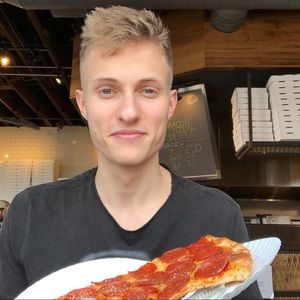 Meet your Posher, Grant